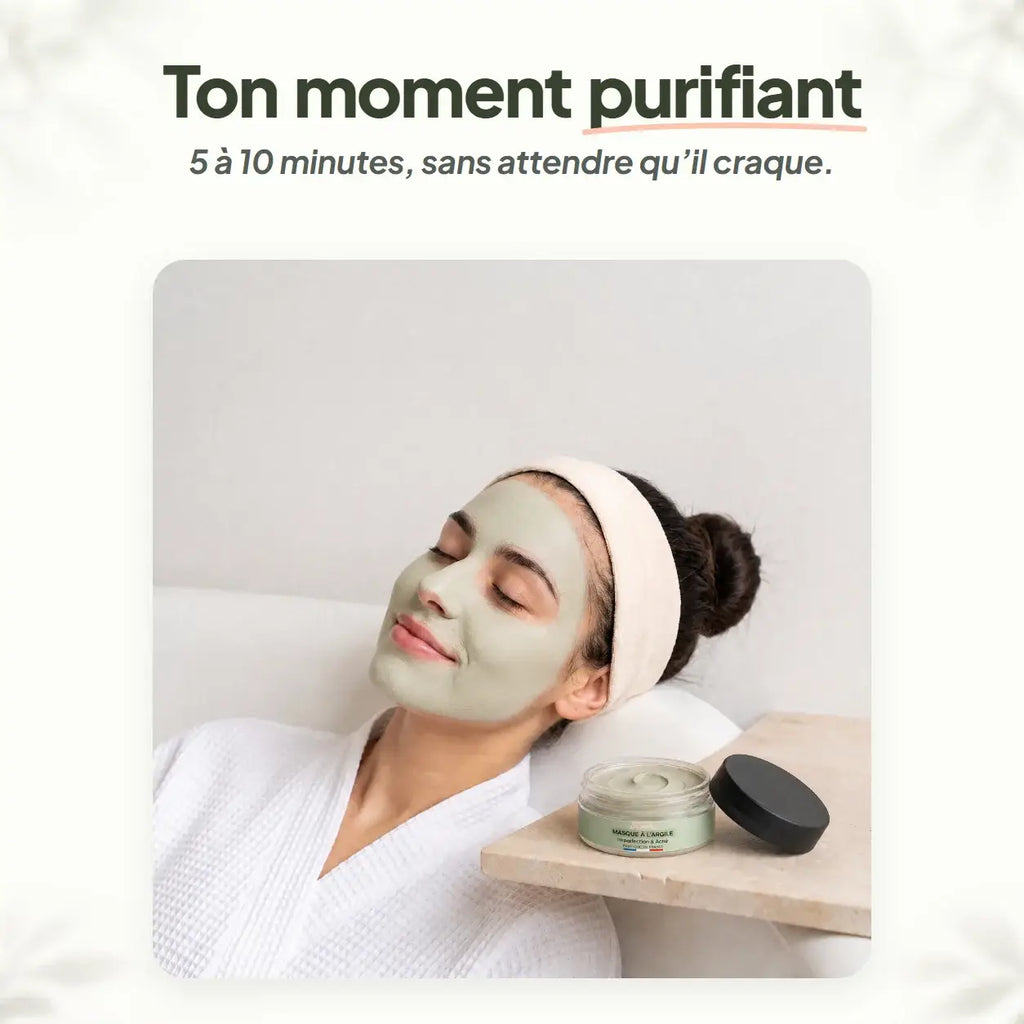 Femme pendant la pose du masque à l'argile Framb, 5 à 10 minutes